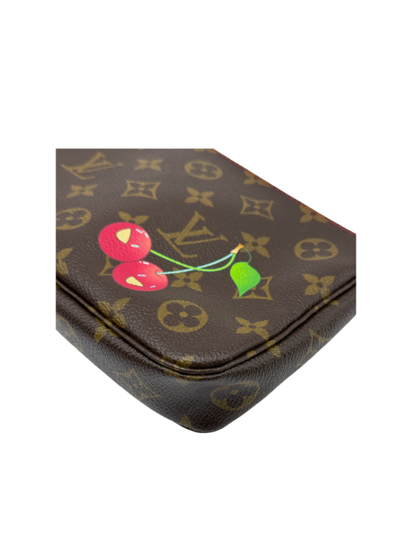 LV POCHETTE ACCESSOIRES CHERRY - Image 4