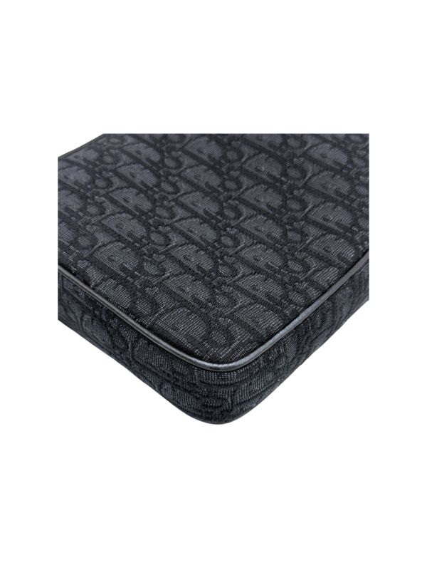 DIOR SADDLE TRIPLE POUCH BLACK DIOR OBLIQUE JACQUARD - Image 12
