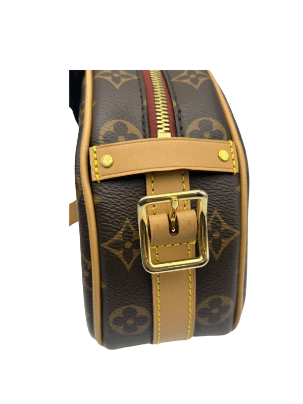 LV BOITE CHAPEAU SOUPLE PM - Image 17