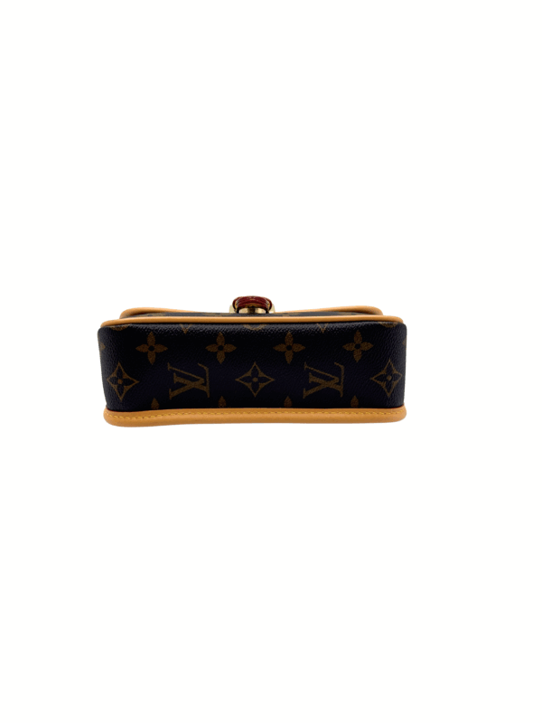 LV NANO DIANE MONOGRAM - Image 14