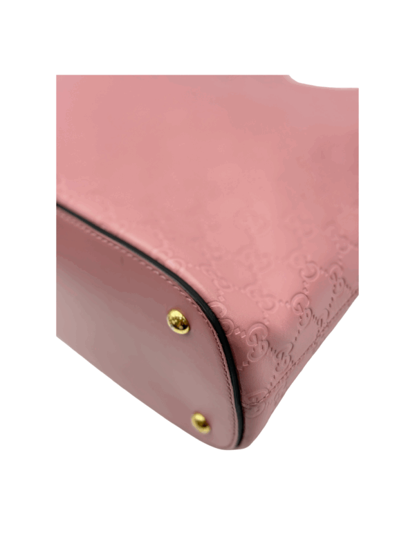 GUCCI GG SUPREME PINK TOTE - Image 4