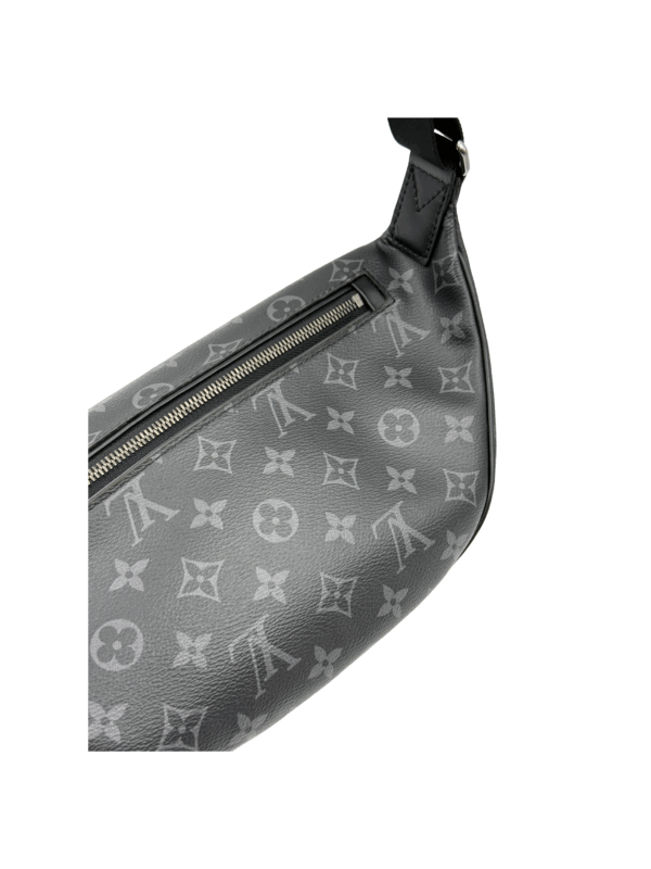 LV DISCOVERY BUM BAG PM - Image 12