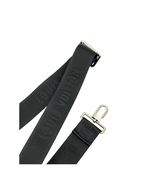 LV GASTON WEARABLE WALLET - Image 23