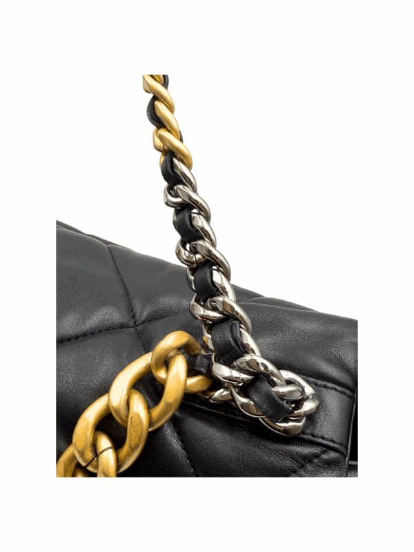 CHANEL 19 HANDBAG MEDIUM - Image 15