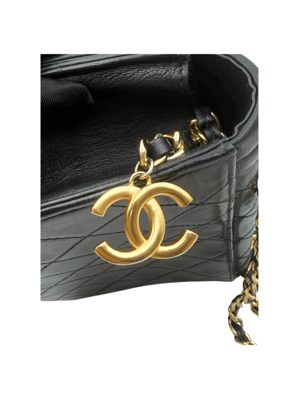 CHANEL VINTAGE FLAP BAG WITH TASSEL - Image 15