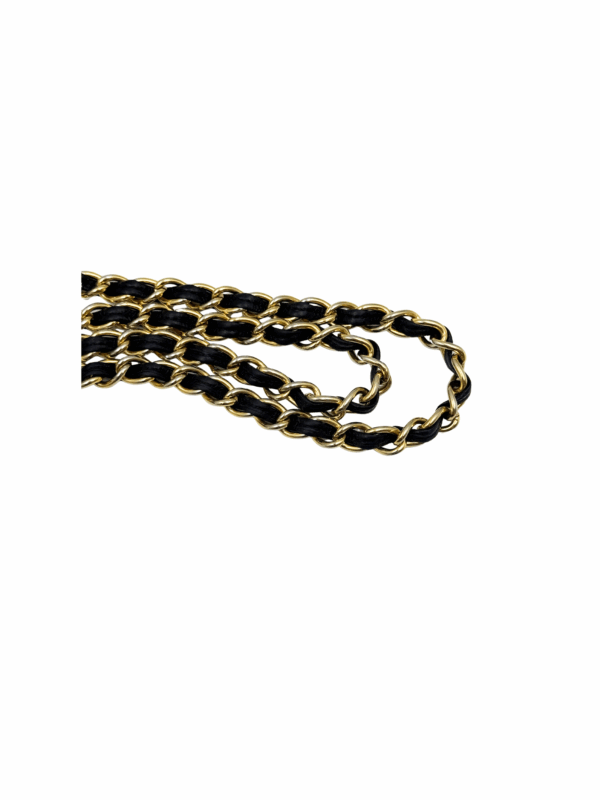 CHANEL VINTAGE FLAP BAG WITH TASSEL - Image 23