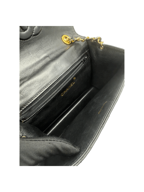 CHANEL VINTAGE FLAP BAG WITH TASSEL - Image 18