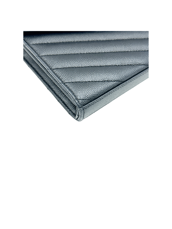 YSL CLASSIC CASSANDRE CHAIN WALLET IN GRAIN DE POUDRE - Image 9