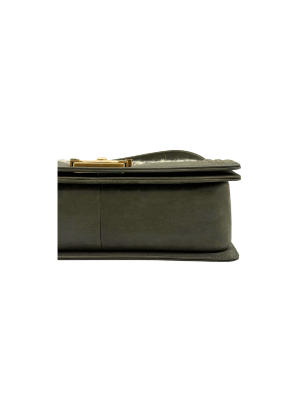 CHANEL 15A BOY MEDIUM - Image 11