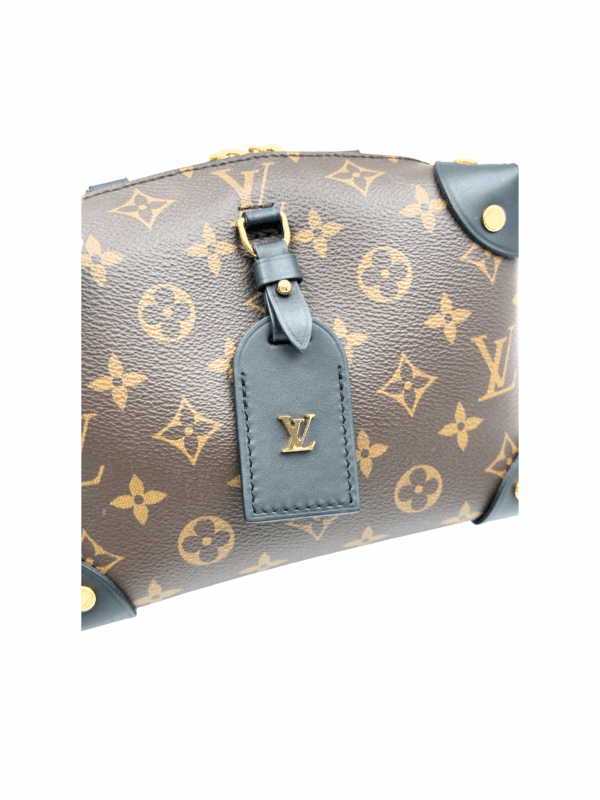LV PETITE MALLE SOUPLE MONOGRAM - Image 20