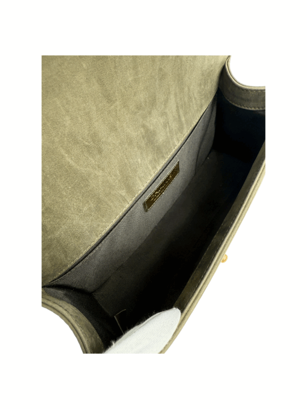 CHANEL 15A BOY MEDIUM - Image 22