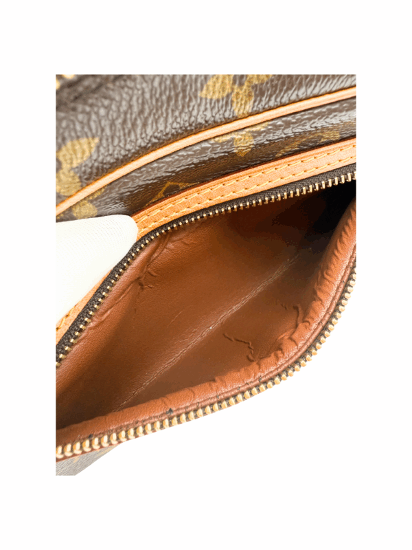 LV POCHETTE CITE - Image 17