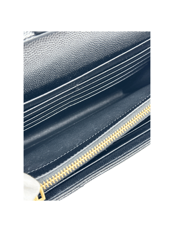 YSL CLASSIC CASSANDRE CHAIN WALLET IN GRAIN DE POUDRE - Image 18