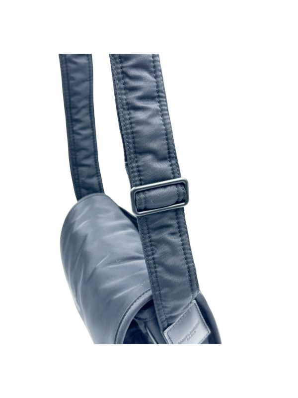 YSL NIKI SMALL MESSENGER BAG - Image 20