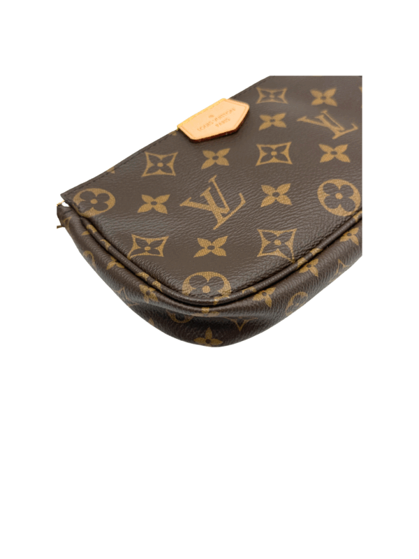 LV MULTI POCHETTE ACCESSOIRES - Image 24
