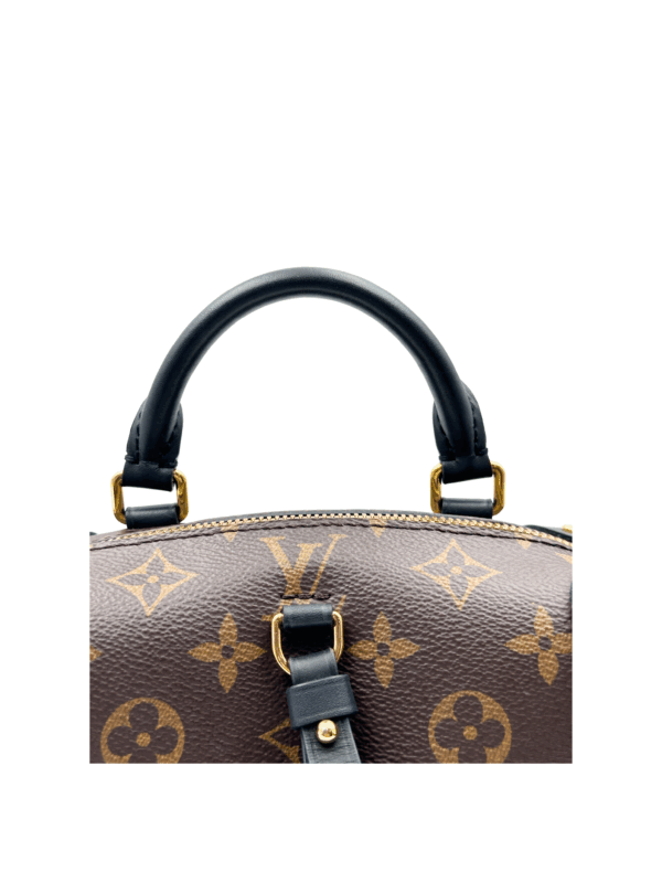 LV PETITE MALLE SOUPLE MONOGRAM - Image 23
