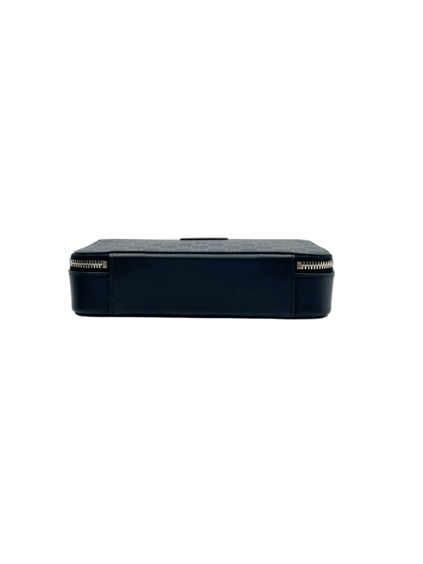 GUCCI GG SUPREME SMALL CAMERA BAG - Image 17