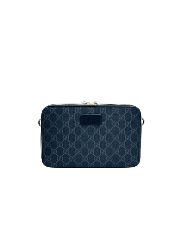 GUCCI GG SUPREME SMALL CAMERA BAG - Image 3