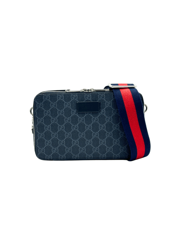 GUCCI GG SUPREME SMALL CAMERA BAG