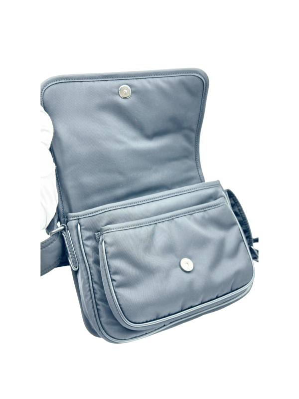 YSL NIKI SMALL MESSENGER BAG - Image 12