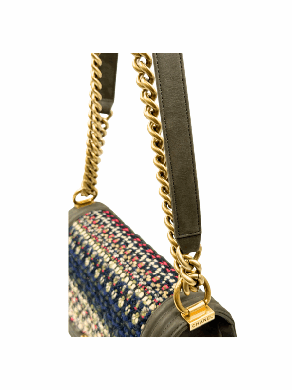 CHANEL 15A BOY MEDIUM - Image 18