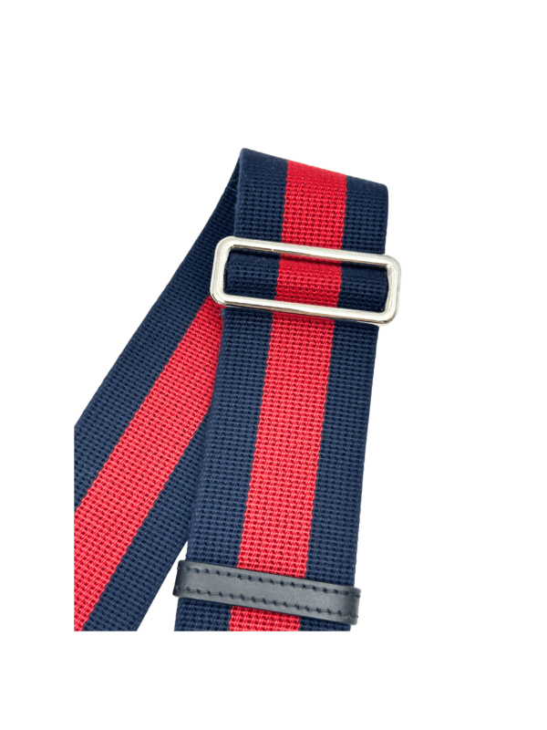 GUCCI GG SUPREME SMALL CAMERA BAG - Image 26