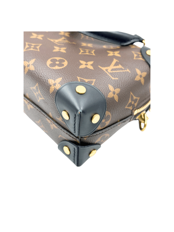 LV PETITE MALLE SOUPLE MONOGRAM - Image 12