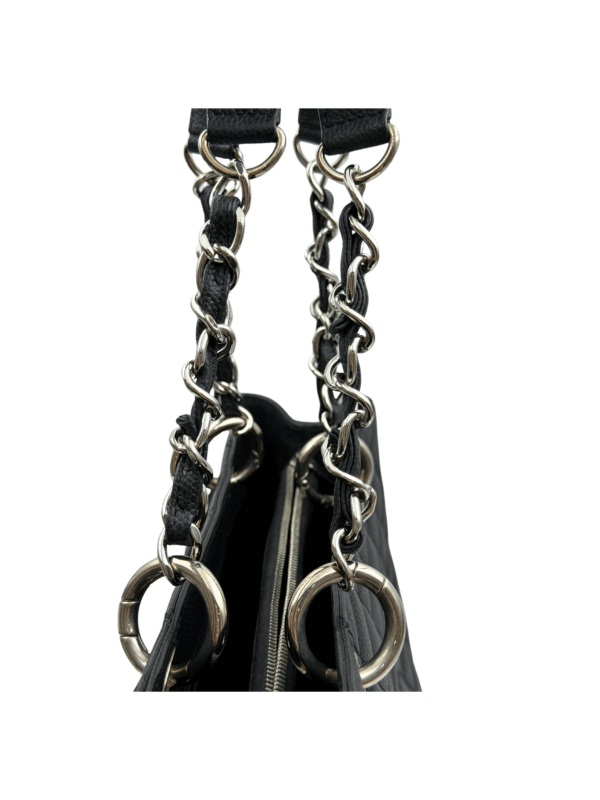 CHANEL GST SHW - Image 23