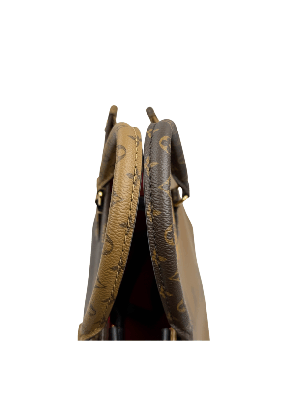 LV ON THE GO MM MONOGRAM - Image 11