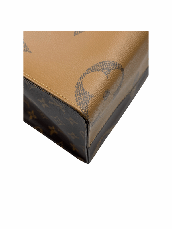 LV ON THE GO MM MONOGRAM - Image 7