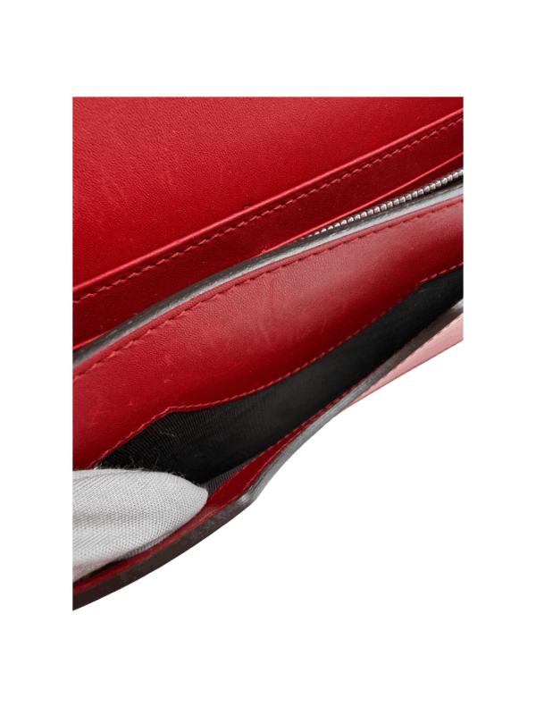 GUCCI XL LEATHER MINI WALLET ON CHAIN - Image 17