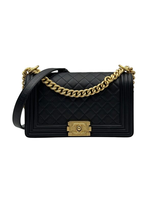 CHANEL BOY MEDIUM