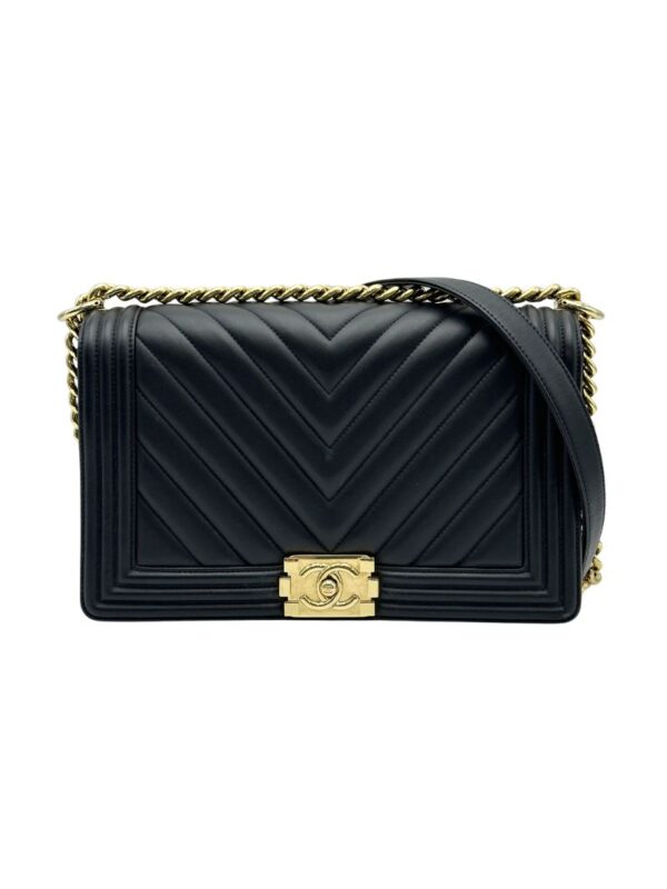 CHANEL BOY LARGE CHEVRON