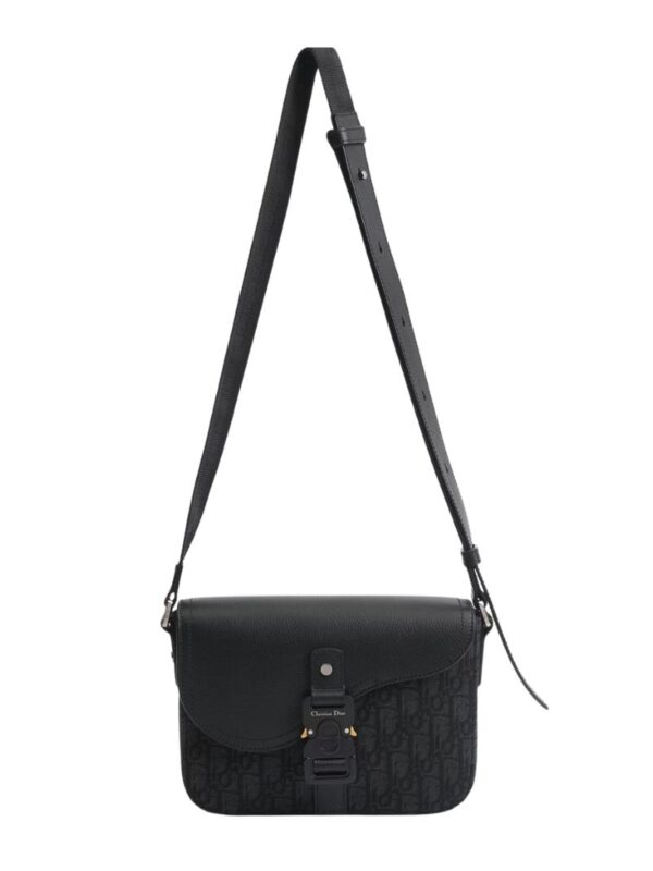 DIOR SMALL SADDLE MESSENGER BAG WITH FLAP